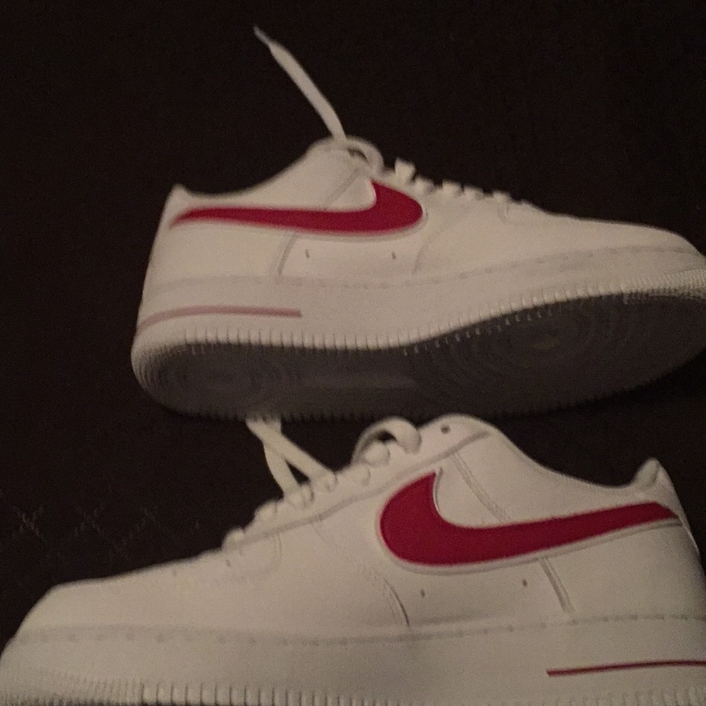 Shoes - Picture 4 of 9